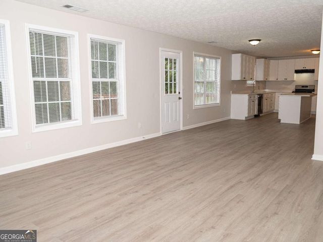 1860 Pinehurst View Drive, Grayson, GA 30017