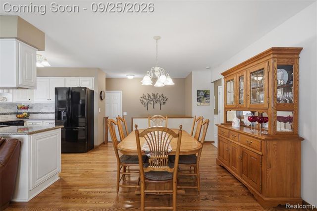 14129 Mayfield Street, Livonia, MI 48154