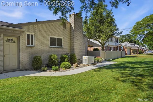 14129 Mayfield Street, Livonia, MI 48154