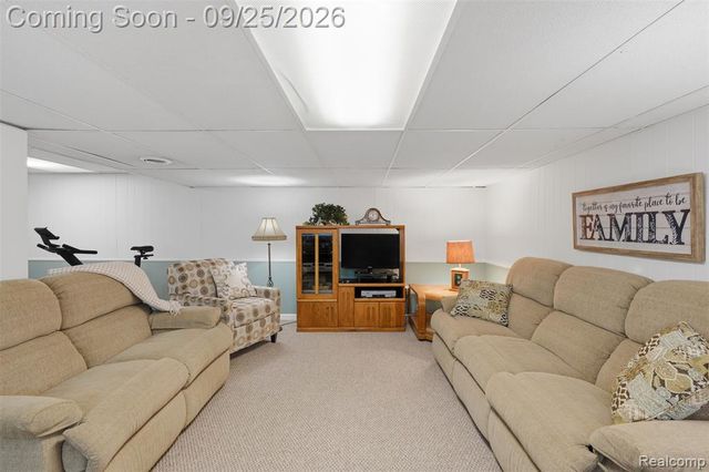 14129 Mayfield Street, Livonia, MI 48154