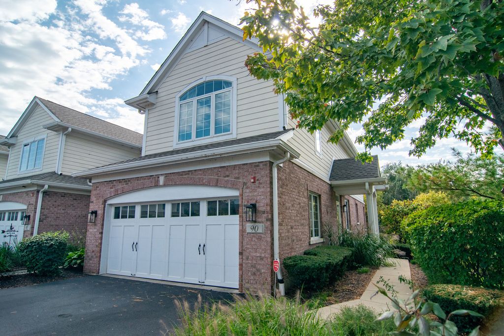 90 Waters Edge Court, Glen Ellyn, IL 60137 — exterior