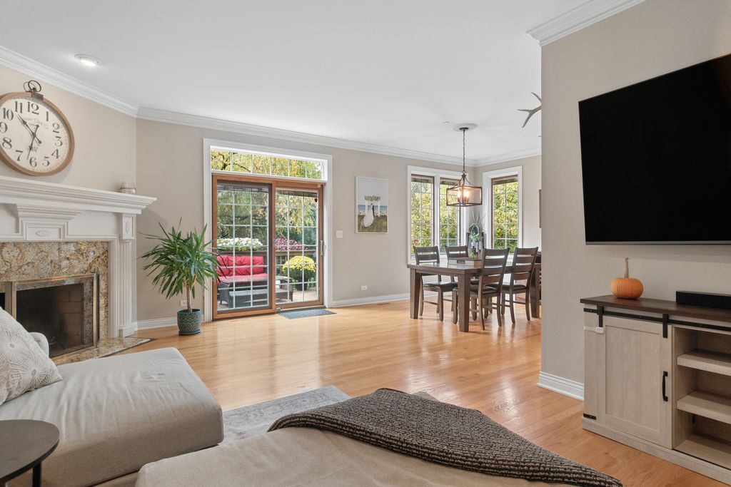 90 Waters Edge Court, Glen Ellyn, IL 60137 — photo 3