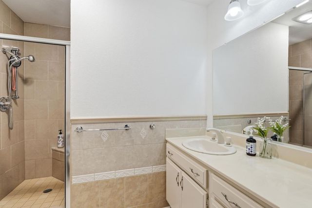 453 Alberto Way D155, Los Gatos, CA 95032