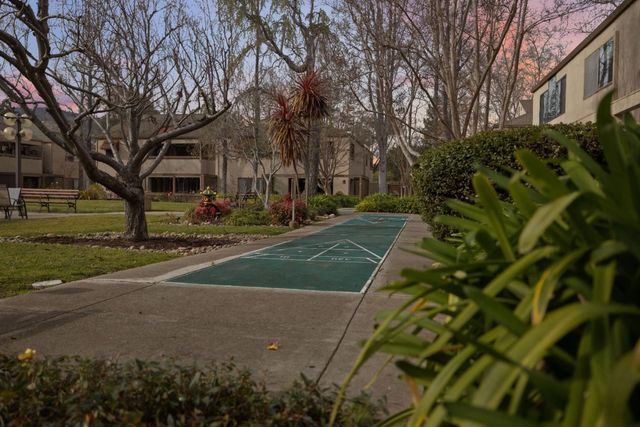 453 Alberto Way D155, Los Gatos, CA 95032