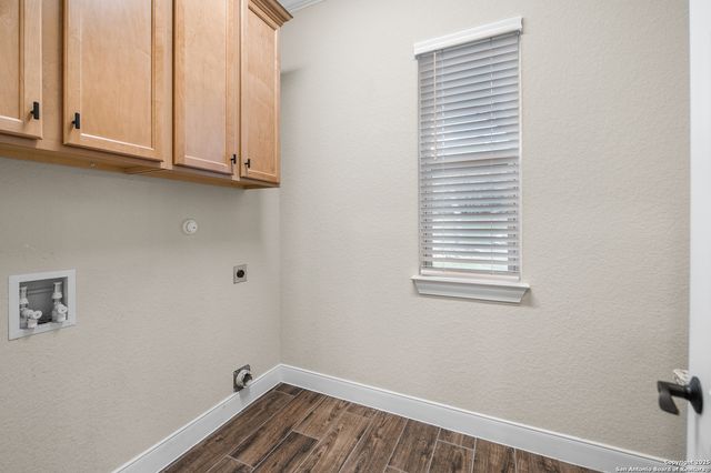 663 PRIVATE ROAD 1712, Mico, TX 78056