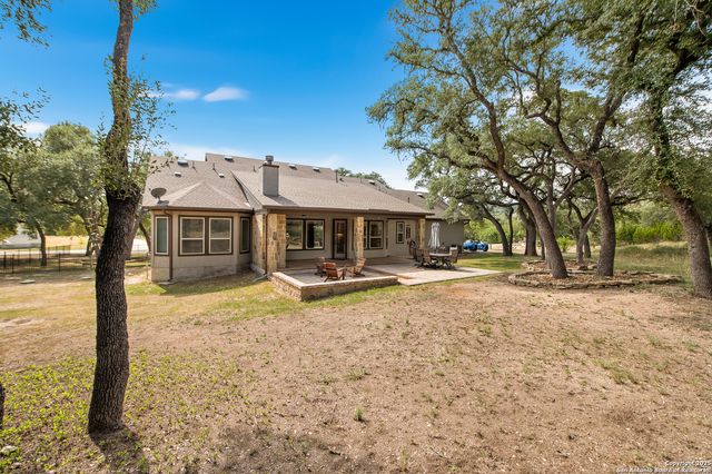 663 PRIVATE ROAD 1712, Mico, TX 78056