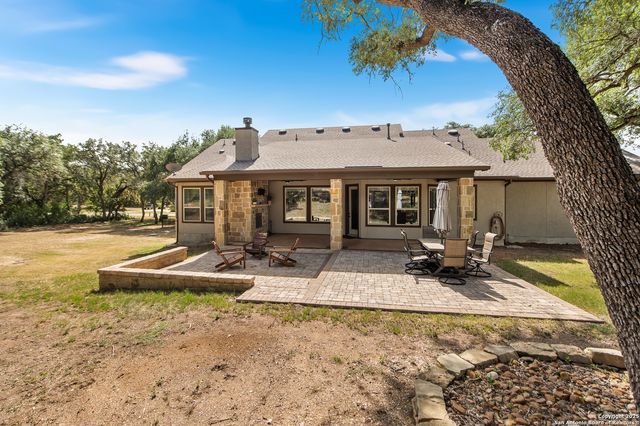 663 PRIVATE ROAD 1712, Mico, TX 78056