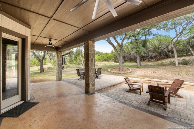 663 PRIVATE ROAD 1712, Mico, TX 78056