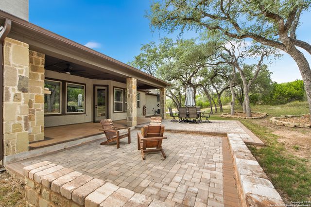 663 PRIVATE ROAD 1712, Mico, TX 78056