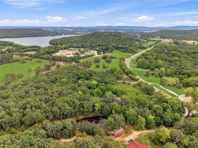 16882 Hwy 62, Prairie Grove, AR 72753