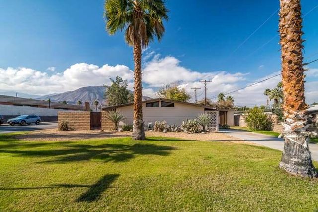 72897 Sierra Vista Drive, Palm Desert, CA 92260