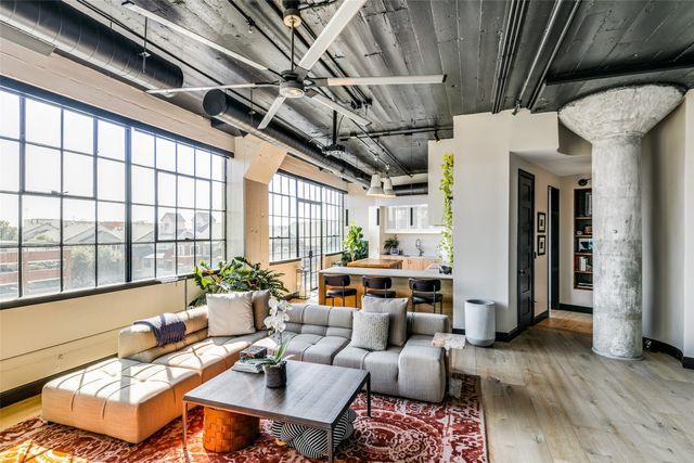 2220 Canton Street 406, Dallas, TX 75201