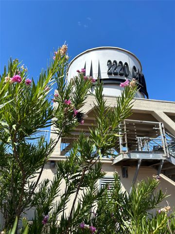 2220 Canton Street 406, Dallas, TX 75201