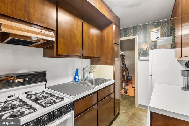 5903 NEWTOWN AVE, Philadelphia, PA 19120