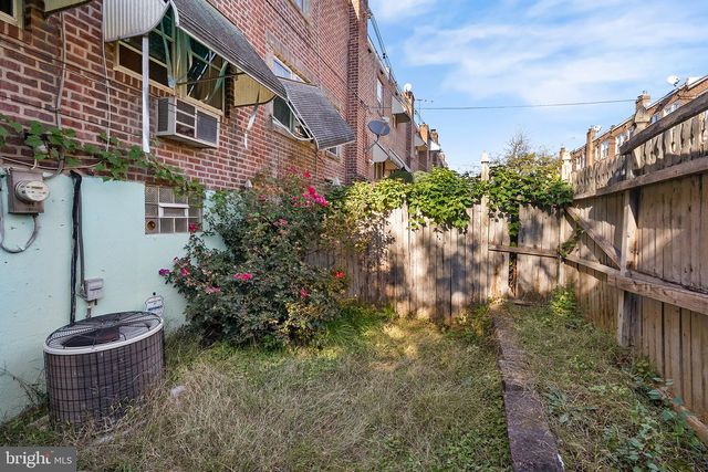 5903 NEWTOWN AVE, Philadelphia, PA 19120
