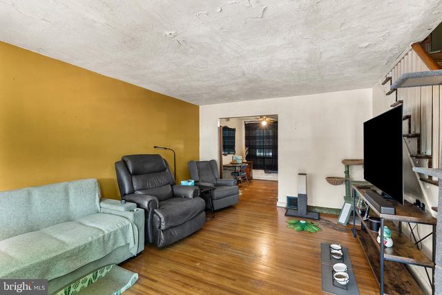 5903 NEWTOWN AVE, Philadelphia, PA 19120