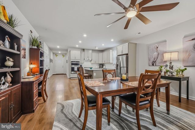 678 MAYFIELD FALLS DR, Newark, DE 19702