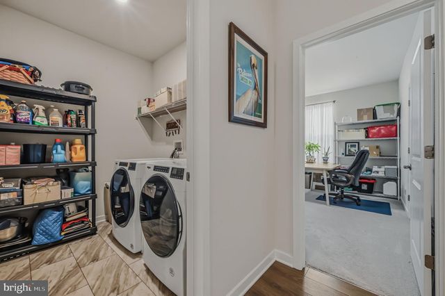 678 MAYFIELD FALLS DR, Newark, DE 19702