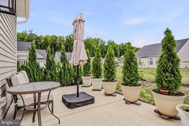 678 MAYFIELD FALLS DR, Newark, DE 19702