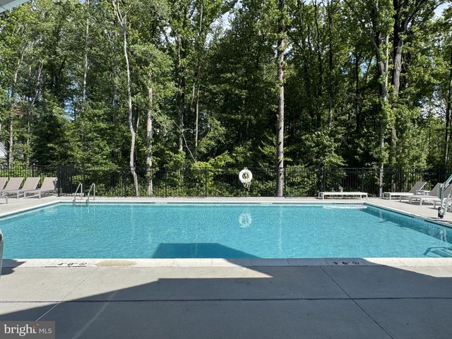 678 MAYFIELD FALLS DR, Newark, DE 19702