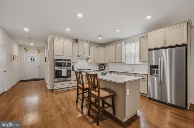 678 MAYFIELD FALLS DR, Newark, DE 19702