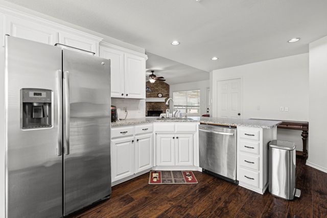 108 Horseshoe Bend, Leonard, TX 75452