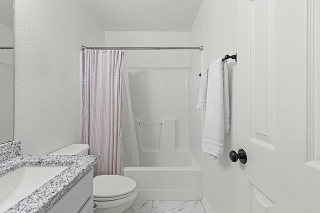 108 Horseshoe Bend, Leonard, TX 75452