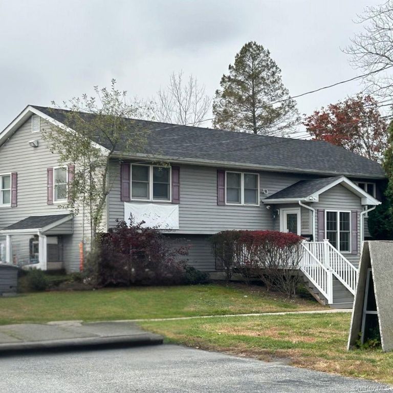 2713 Route 17m 3, New Hampton, NY 10958