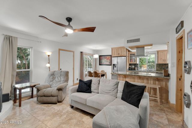 10414 N 10TH Street 1, Phoenix, AZ 85020