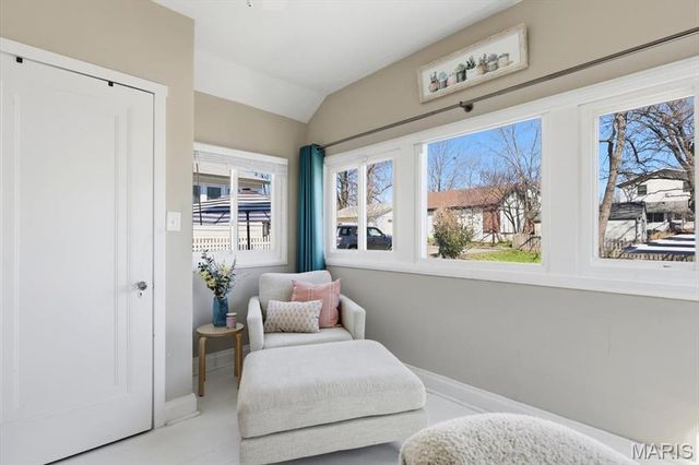 7729 Murdoch Avenue, Shrewsbury, MO 63119