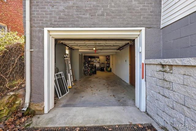 7729 Murdoch Avenue, Shrewsbury, MO 63119