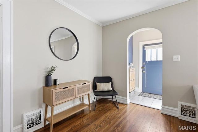 7729 Murdoch Avenue, Shrewsbury, MO 63119