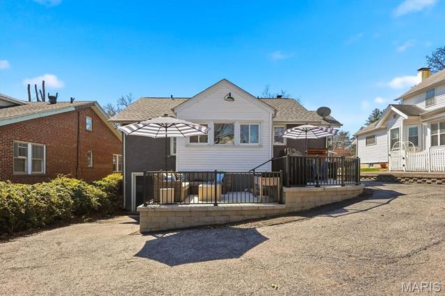 7729 Murdoch Avenue, Shrewsbury, MO 63119