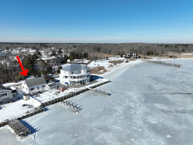 18 High Tide Drive, Waretown, NJ 08758