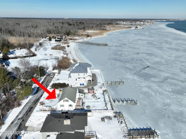 18 High Tide Drive, Waretown, NJ 08758