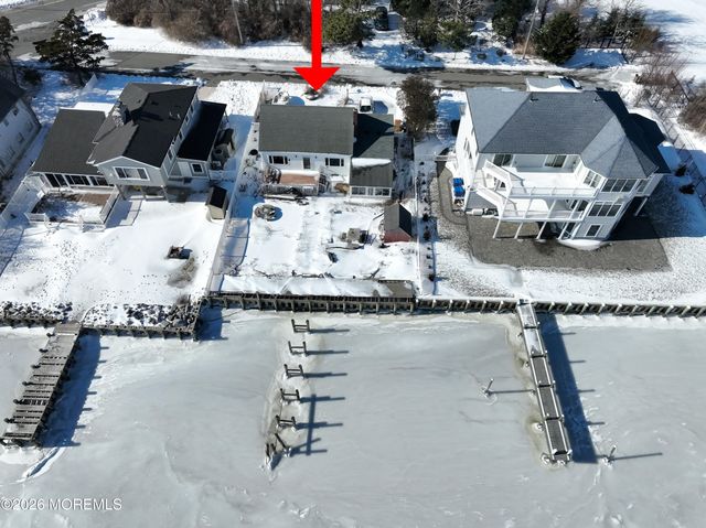 18 High Tide Drive, Waretown, NJ 08758