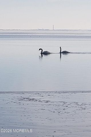 18 High Tide Drive, Waretown, NJ 08758