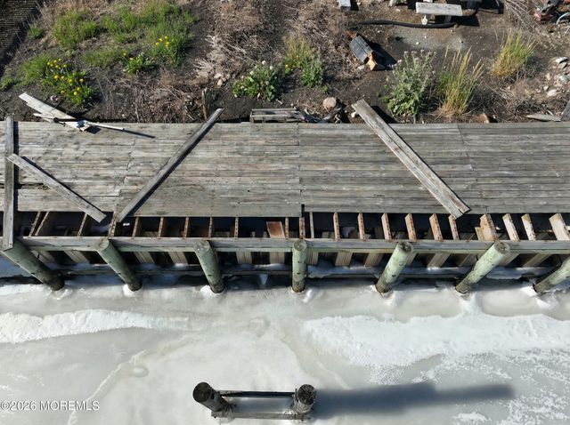 18 High Tide Drive, Waretown, NJ 08758