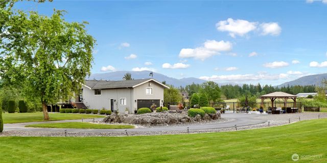 1835 E Smith Road, Bellingham, WA 98226