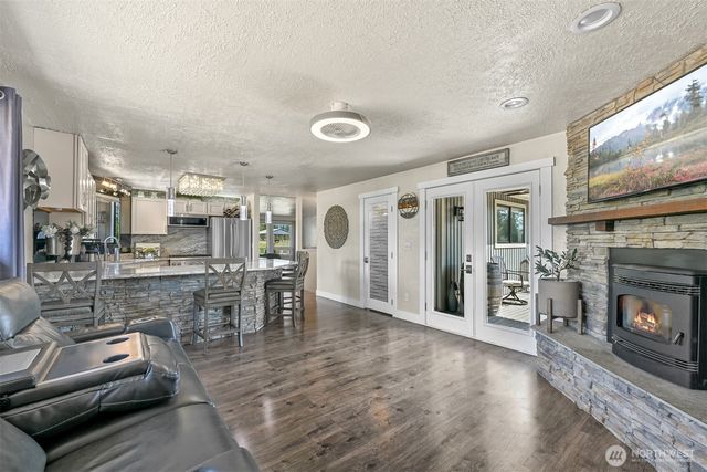 1835 E Smith Road, Bellingham, WA 98226