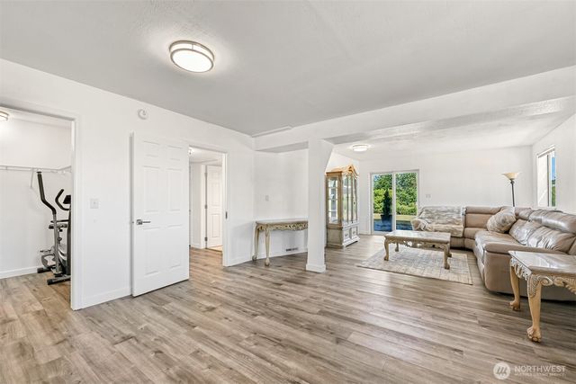 1835 E Smith Road, Bellingham, WA 98226
