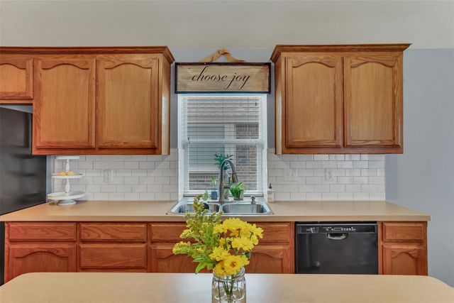 4500 Southbend Drive, Fort Worth, TX 76123