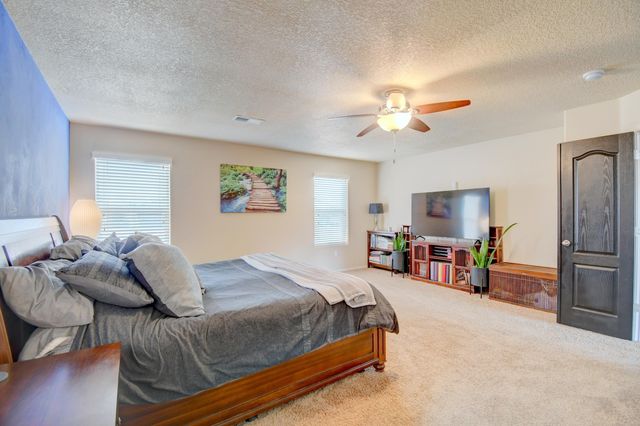 7320 Skagway Drive NE, Rio Rancho, NM 87144