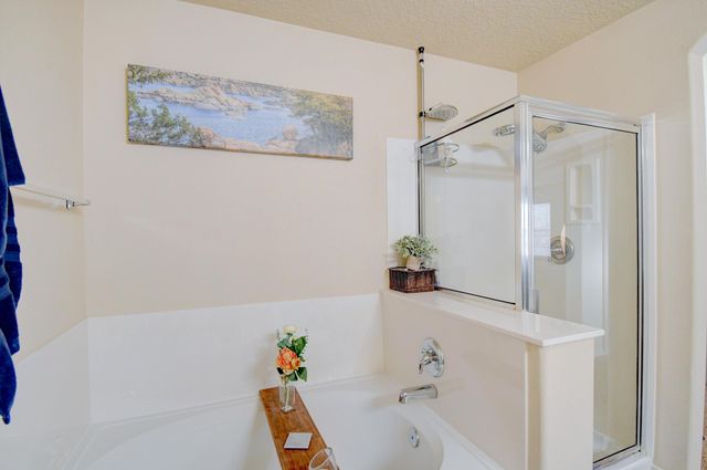 7320 Skagway Drive NE, Rio Rancho, NM 87144