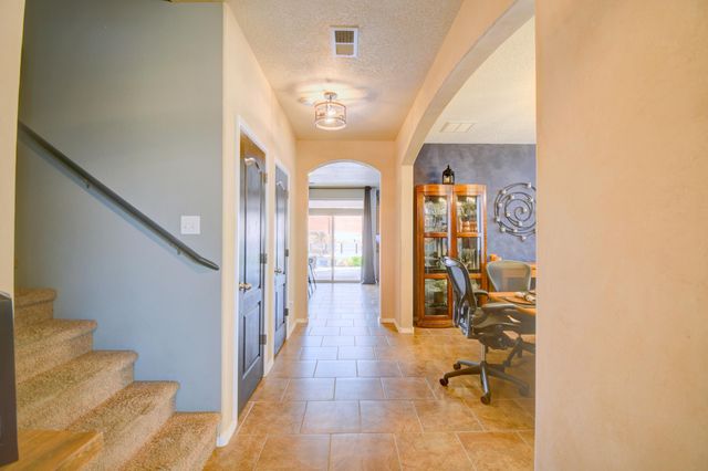 7320 Skagway Drive NE, Rio Rancho, NM 87144