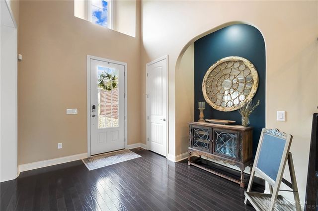 7053 Laurel Oaks Drive, West Chester, OH 45069