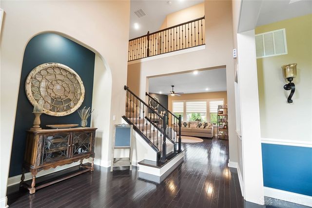 7053 Laurel Oaks Drive, West Chester, OH 45069