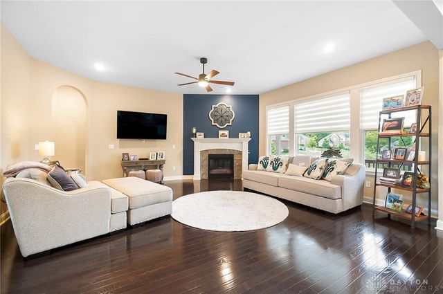 7053 Laurel Oaks Drive, West Chester, OH 45069