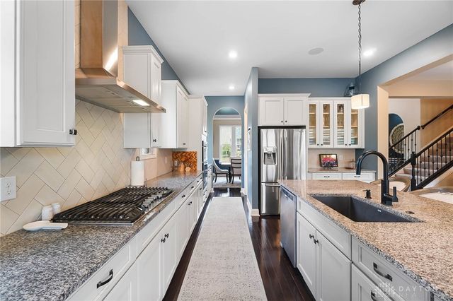 7053 Laurel Oaks Drive, West Chester, OH 45069