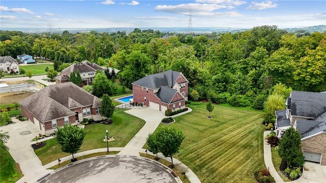 7053 Laurel Oaks Drive, West Chester, OH 45069